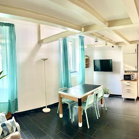 Cozy Loft Marina View Apartment Savona Bagian luar foto
