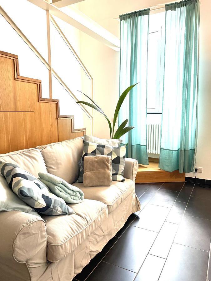 Cozy Loft Marina View Apartment Savona Bagian luar foto