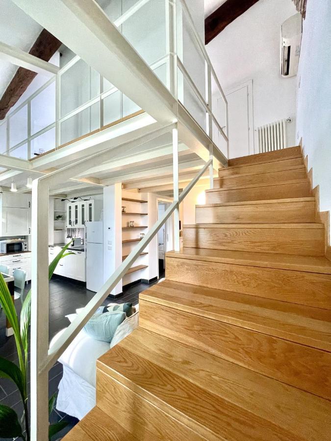 Cozy Loft Marina View Apartment Savona Bagian luar foto
